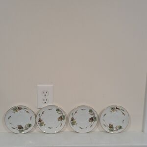 Set Of 4, Vintage 60s Wentworth China Autumn Leaves Saucers.